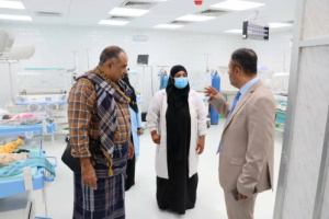 رئيس تنفيذية انتقالي أبين يتفقد مستوى الخدمات الطبية في هيئة مستشفى الرازي العام بالمحافظة