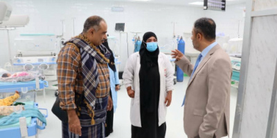 رئيس تنفيذية انتقالي أبين يتفقد مستوى الخدمات الطبية في هيئة مستشفى الرازي العام بالمحافظة