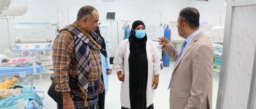 رئيس تنفيذية انتقالي أبين يتفقد مستوى الخدمات الطبية في هيئة مستشفى الرازي العام بالمحافظة