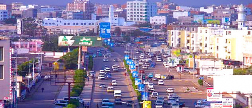 اغتيال مدير مدارس النورس الأهلية الدكتور عبدالرحمن الشاعر في منطقة كابوتا بمديرية المنصورة