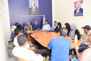 قيادة انتقالي عدن تتفقد أداء تنفيذية الشيخ عثمان وتؤكد تعزيز العمل المؤسسي