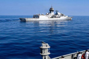 القيادة المركزية الأمريكية تعلن اعتراض سفينة خاضعة للعقوبات في بحر العرب