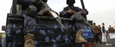 الحوثي يطلق الرصاص على الأهالي لمنعهم من الوصول إلى أراضيهم في إب