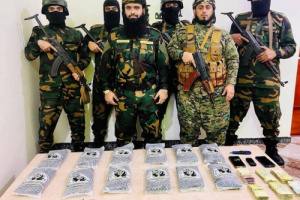 الإطاحة بثلاثة متهمين بحوزتهم 12 كيلو حشيش مخدر بمنطقة بئر فضل