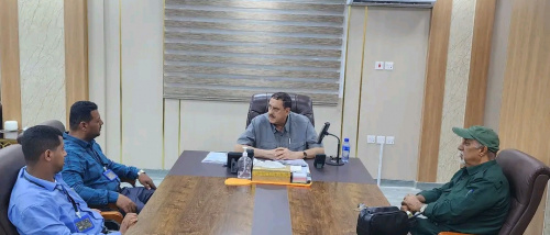 مدير أمن عدن يلتقي أسرة الدكتور عبد الرحمن الشاعر ويؤكد قرب استكمال التحقيقات وإحالة الجناة للنيابة