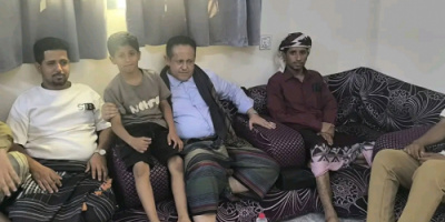 الحالمي يقدم واجب العزاء لأسرة الشهيد عبدالرحمن الشاعر ويؤكد رفض المجلس لاستهداف الكفاءات الوطنية