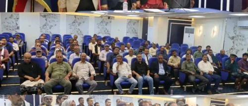 الشيخ اليزيدي يلتقي عدداً من الشخصيات الاجتماعية والقبلية والعسكرية من العاصمة عدن والضالع