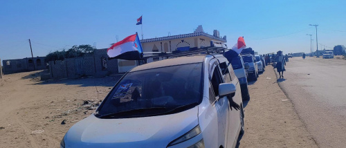 موكب أبناء أحور ينطلق نحو العاصمة عدن للمشاركة في مليونية الذكرى التاسعة لإعلان عدن التاريخي