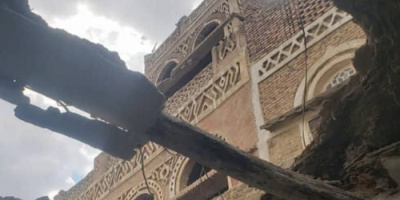 إصابة مواطن إثر انهيار جزئي لمنزله في صنعاء اليمنية بسبب الأمطار الغزيرة