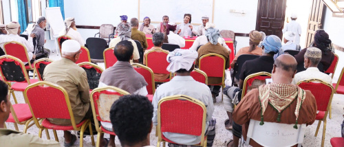 انتقالي المهرة يعزز حضوره الميداني بلقاء الشخصيات الاجتماعية والناشطين بسيحوت