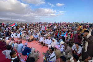 المهرة تجدد التفويض للرئيس الزُبيدي وتتمسك بالهوية الجنوبية