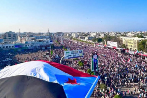 مليونية التفويض في العاصمة عدن &hellip; شعب الجنوب يجدد العهد للمجلس الانتقالي بقيادة الرئيس الزُبيدي(تقرير)