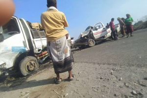نجاة مواطن من حادث تصادم مروع في أبين