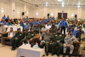 إدارة شرطة السير بعدن تختتم فعاليات أسبوع المرور بحفل خطابي وتكريمي