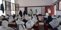 انتقالي زنجبار يتفقد سير امتحانات نهاية العام بمجمع خولة التعليمي