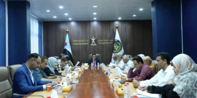 انتقالي العاصمة عدن يعقد الاجتماع الدوري الأول لشهر مايو ويناقش تعزيز الانضباط المؤسسي  