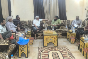 الحالمي يزور اللواء حمدي شكري ويؤكد أهمية توحيد الصف الجنوبي