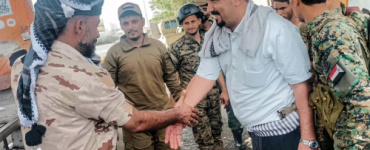 قيادة قوات طوق العاصمة عدن تتفقد الجاهزية الأمنية وتهنئ منتسبيها بمناسبة عيد الأضحى