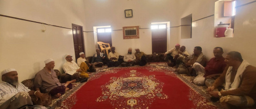 رئيس تنفيذية انتقالي شبام يزور الوالد طيّب علي التوي