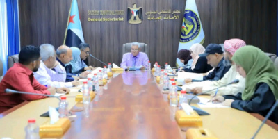 الأمانة العامة تدين أوامر القبض بحق قياداتها وتناقش المستجدات السياسية والخدمية