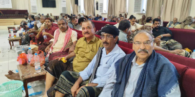 وفد من الجمعية الوطنية يؤدي واجب العزاء في وفاة الأستاذ فيصل القطيبي