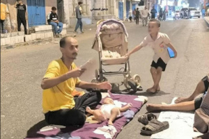 عدن تنام في الشوارع لليوم الثاني.. "ثورة الفرشان" تحوّل أزمة الكهرباء إلى انفجار غضب معيشي وخدمي