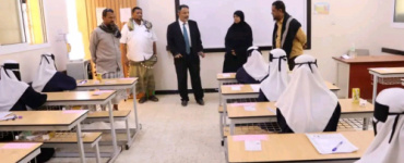 رئيس انتقالي أبين يتفقد سير امتحانات الثانوية العامة في زنجبار وخنفر