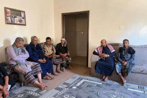 قيادة انتقالي وادي حضرموت تزور أسرة الشهيد مناف باسبعين وتطالب بمحاسبة الجناة