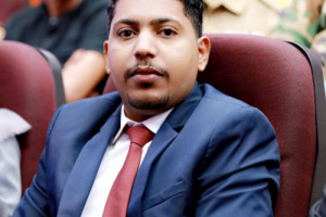 بين ظلام الخدمات وصوت الشارع.. المواطن في حضرموت وعدن يدفع الثمن