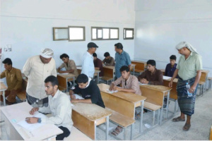 انتقالي المحفد يتفقد سير امتحانات الثانوية العامة في مدارس المديرية