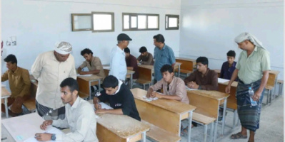 انتقالي المحفد يتفقد سير امتحانات الثانوية العامة في مدارس المديرية