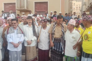 قيادة انتقالي وادي حضرموت تشارك في اختتام مهرجان المدينة للجميع الثاني بالغرفة
