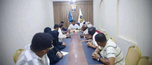انتقالي حضرموت يتضامن مع طلاب الشهادة الثانوية ويحذر من تداعيات استمرار التدهور الخدمي بالمحافظة