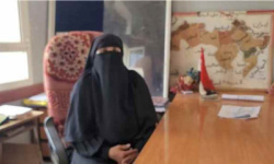 عاصفة انتقادات تطال تربوية بعد حديثها عن رفض تسجيل طالبة بسبب اسمها