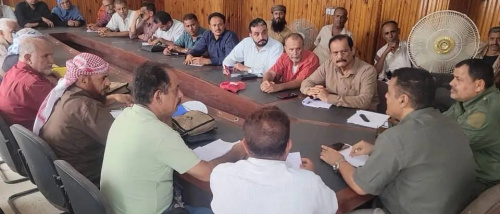 "الداؤودي" يحث اللجان المجتمعية القيام بدورهم في خدمة المواطنين بمديرية البريقة