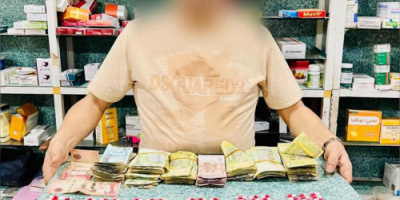 إدارة مكافحة المخدرات بعدن تضبط صيدلانيا متلبسا بترويج حبوب "البريجابالين 300" المجرمة قانونياً داخل صيدلية بالمنصورة