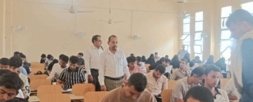 رئيس منسقية جامعة لحج يتفقد سير امتحانات الفصل الثاني بكلية العلوم الإدارية