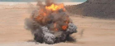 تفجير ألغام في منطقة العلم شرق العاصمة عدن 