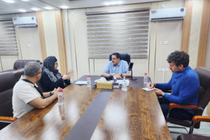 مدير أمن عدن يلتقي بعثة الصليب الأحمر لبحث تعزيز التنسيق الأمني والإنساني