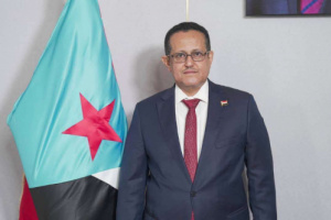 الحالمي يعزّي رئيس تنفيذية انتقالي المفلحي المناضل فضل النقاش في وفاة والده