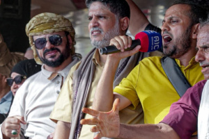 الزامكي: الاحتشاد الجماهيري يجدد الثقة بالانتقالي ويرسل رسائل حاسمة للإقليم والعالم