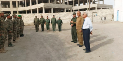 التوجيه المعنوي ينظم كلمة توعوية صباحية حول أهمية الانضباط في العمل الأمني