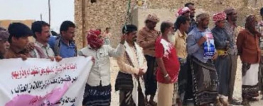 تظاهرة في الطلح بشبوة ترفض التدخلات الخارجية وصفقة تبادل الأسرى