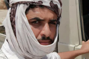 رئيس انتقالي أبين يعزي عضو المجلس الاستشاري "الجعدني" في استشهاد ابن أخيه بلودر