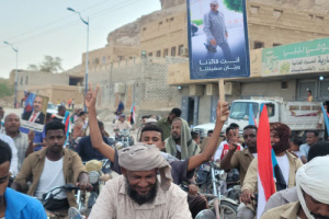 مسيرة سلمية بالدراجات النارية في ساه تؤكد دعم التصعيد الشعبي