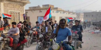 انتقالي قشن ينظم مسيرة جماهيرية حاشدة بالمركبات والدراجات النارية