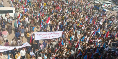 مسيرة جماهيرية حاشدة في ردفان تؤكد التمسك باستعادة الدولة الجنوبية ورفض الوصاية