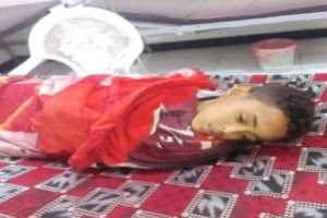 مسلح مجهول على متن دراجة نارية يغتال طفل في مناطق الحوثي