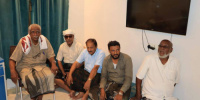 اليهري يزور المناضل علي بن عكظة للاطمئنان على صحته