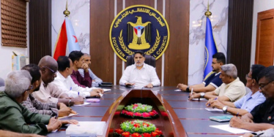 انتقالي العاصمة عدن يعقد اجتماعه الدوري ويؤكد مواصلة التصعيد الشعبي وتعزيز وحدة الصف الجنوبي